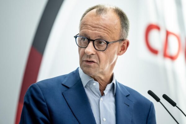 CDU-Chef Merz: Außenpolitik unter Beobachtung