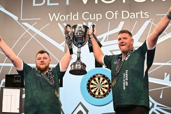 Darts-Team erreicht Halbfinale – Deutschland im Finale-Trubel